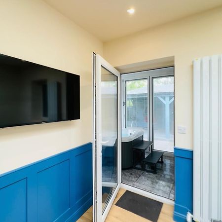Deluxe Bungalow Кембридж Экстерьер фото
